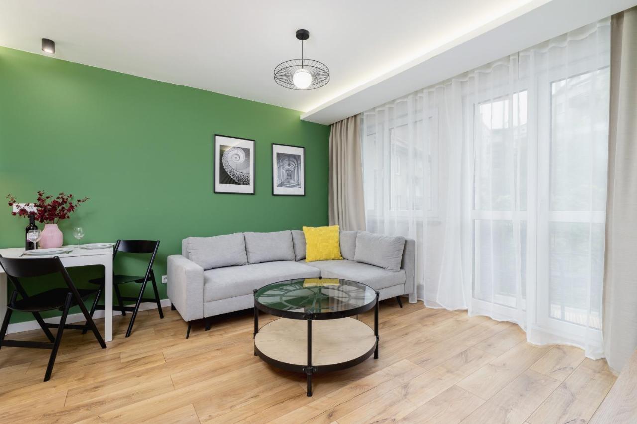 Modern Apartment On Lobzowska Street By Noclegi Renters Krakau Buitenkant foto